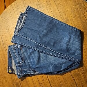 Lucky Brand Sweet and Low Mid-Rise Boot Cut Jeans size 10